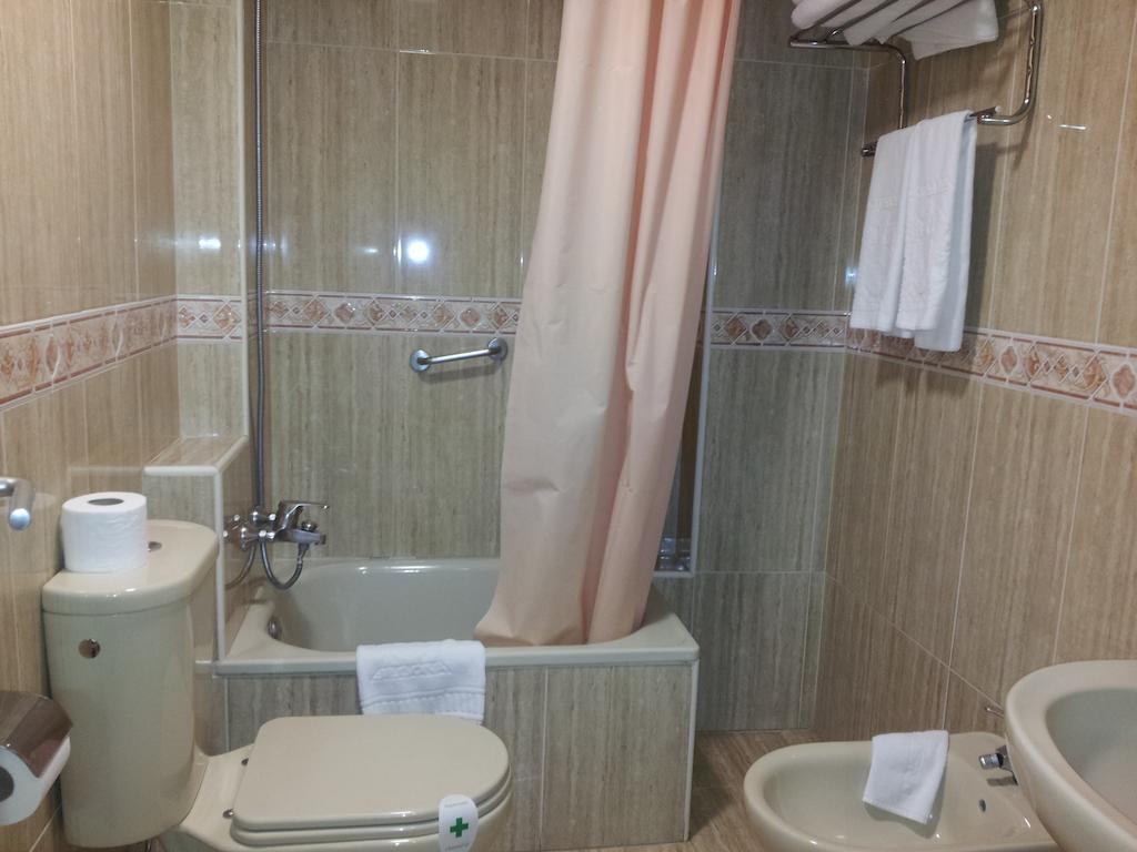 Begona Playa Hotell Gijón Rum bild
